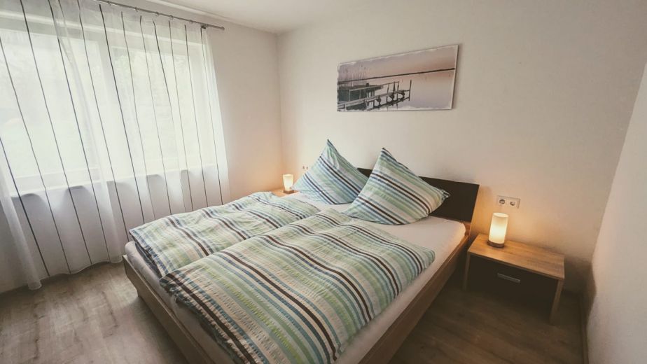 Seenahe, möblierte Wohnung mit Garten/Terrasse / all inklusive