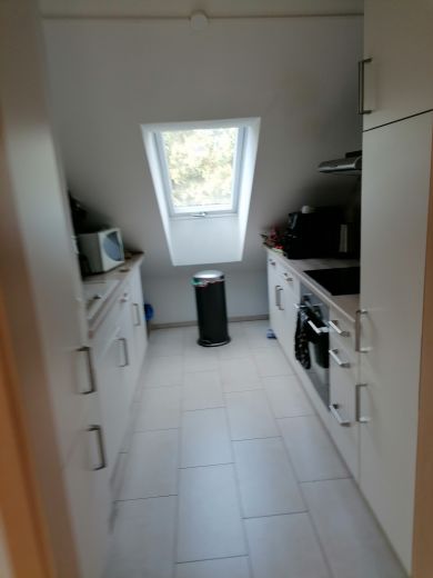 Traumhafte 2 ZW Neubau Dachloftwohnung 69 QM neu möbliert ,Frankfurt,Süd-nähe S-Bahn