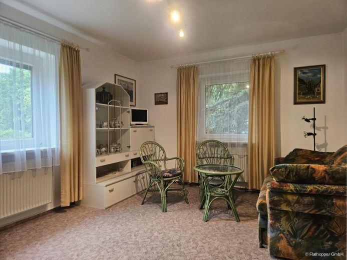 2-Zimmer-Wohnung in einem Einfamilienhaus in München - Moosach