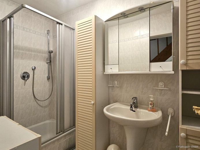 2-Zimmer-Wohnung in einem Einfamilienhaus in München - Moosach