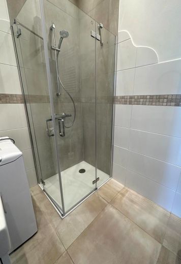 Fürstenwall: komplett saniertes 1-Zimmer-Appartment im Hinterhof