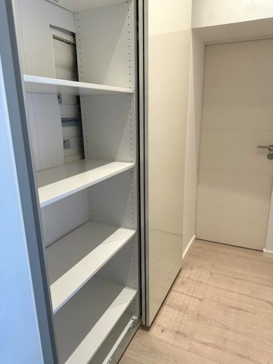 Fürstenwall: komplett saniertes 1-Zimmer-Appartment im Hinterhof