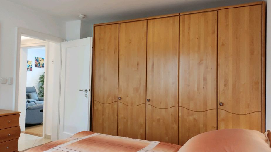 Schlafzimmer Schrank