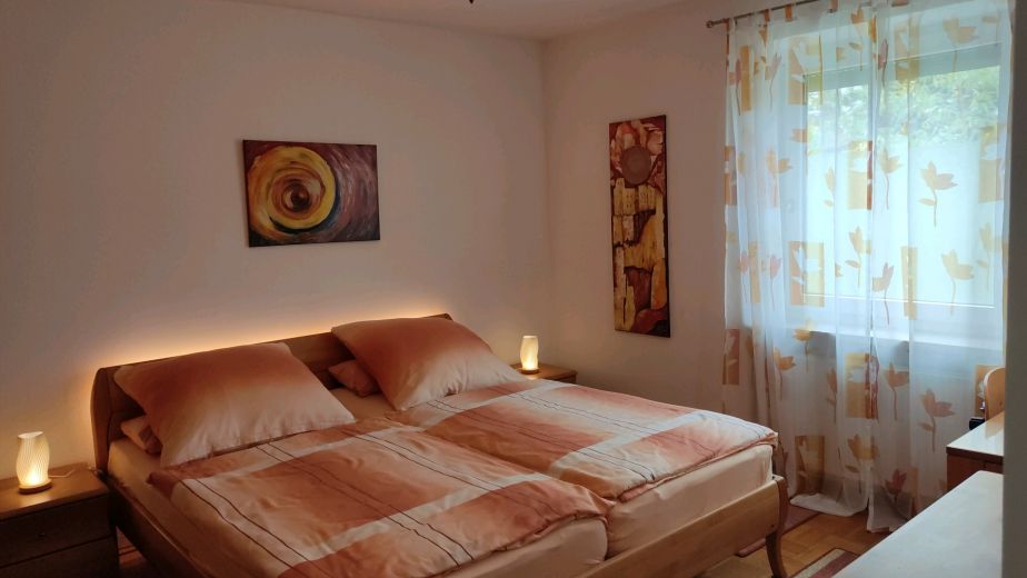 Schlafzimmer Doppelbett