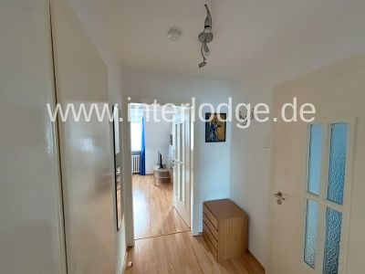 INTERLODGE Neu möblierte Dachgeschosswohnung in Essen-Rüttenscheid, Wohnzimmer.