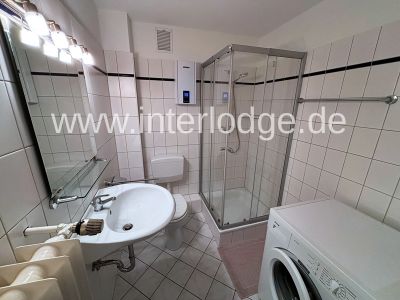 INTERLODGE Neu möblierte Dachgeschosswohnung in Essen-Rüttenscheid, Wohnzimmer.