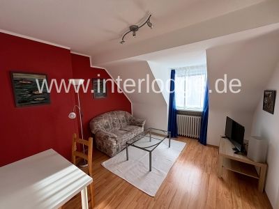 INTERLODGE Neu m&ouml;blierte Dachgeschosswohnung in Essen-R&uuml;ttenscheid, Wohnzimmer.