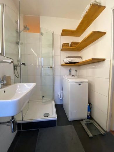 Supersch&ouml;ne 2-Zimmer-Wohnung im angesagten Lorettoviertel!