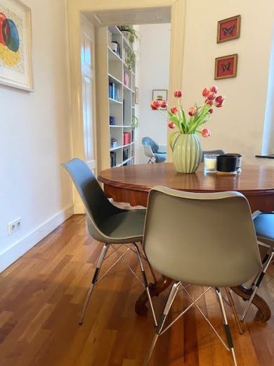 2-Zimmer-Wohnung mit Sonnenbalkon in Top Lage von Unterbilk