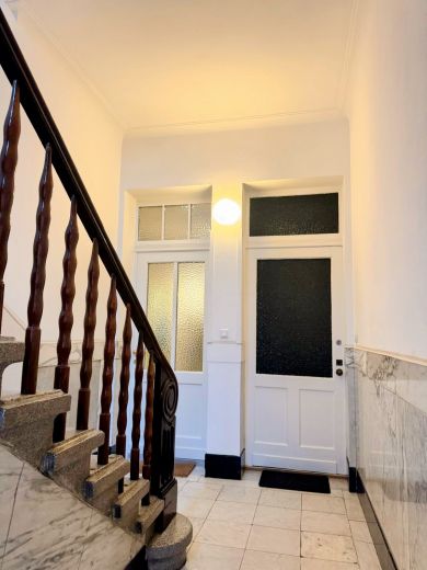 2-Zimmer-Wohnung mit Sonnenbalkon in Top Lage von Unterbilk