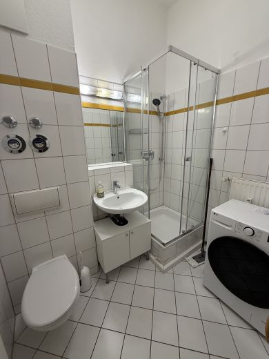 Schöne möblierte 2 Zimmerwohnung Balkon Altbau Friedrichshain
