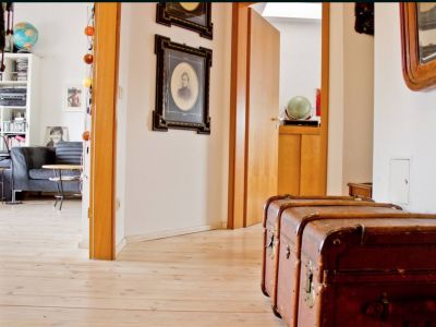 ab Nov. 2025  Helles 80qm-Appartment, Dachterasse Berlin Neukölln für 4-6 Monate