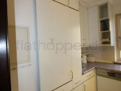 Ruhige, helle 3,5-Zimmer-Wohnung mit großem Balkon in München Trudering