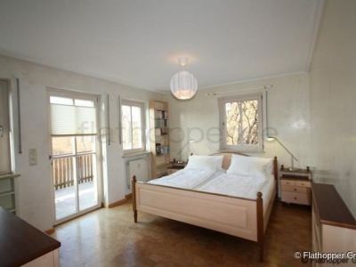 Ruhige, helle 3,5-Zimmer-Wohnung mit großem Balkon in München Trudering