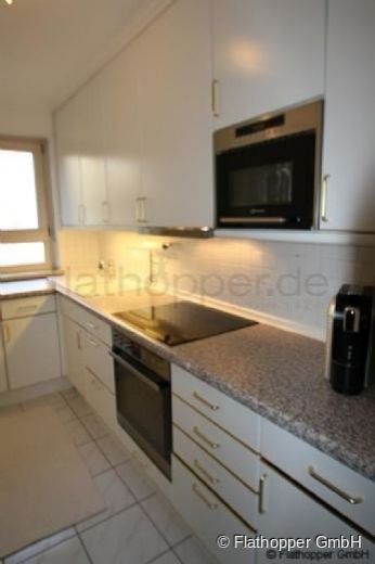 Ruhige, helle 3,5-Zimmer-Wohnung mit gro&szlig;em Balkon in M&uuml;nchen Trudering