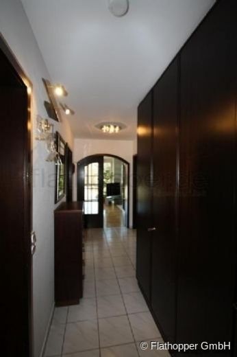 Ruhige, helle 3,5-Zimmer-Wohnung mit gro&szlig;em Balkon in M&uuml;nchen Trudering