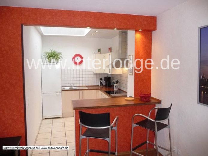 INTERLODGE helle, freundlich möblierte Wohnung mit Terrasse und Stellplatz in Köln-Höhenhaus