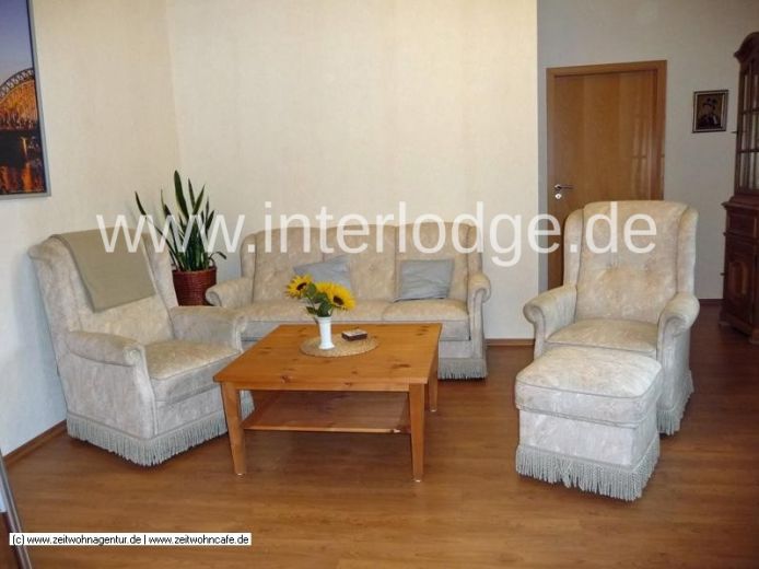 INTERLODGE helle, freundlich möblierte Wohnung mit Terrasse und Stellplatz in Köln-Höhenhaus