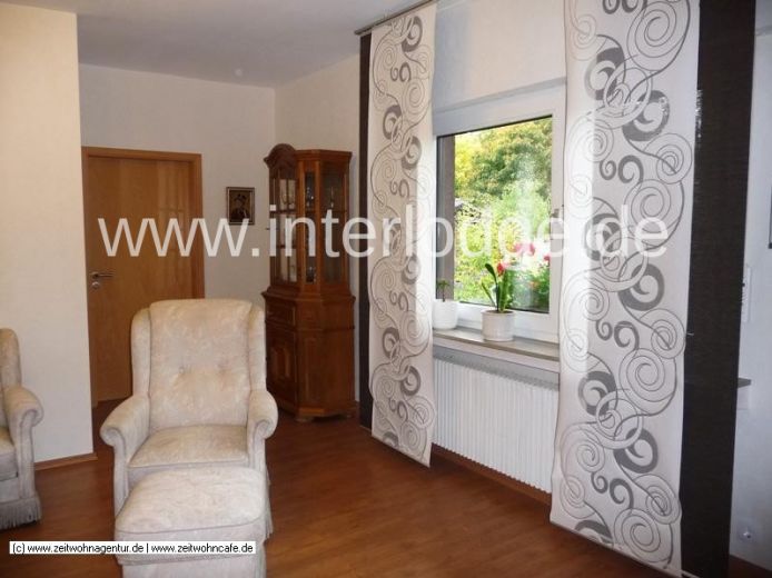 INTERLODGE helle, freundlich möblierte Wohnung mit Terrasse und Stellplatz in Köln-Höhenhaus