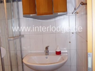 INTERLODGE helle, freundlich möblierte Wohnung mit Terrasse und Stellplatz in Köln-Höhenhaus