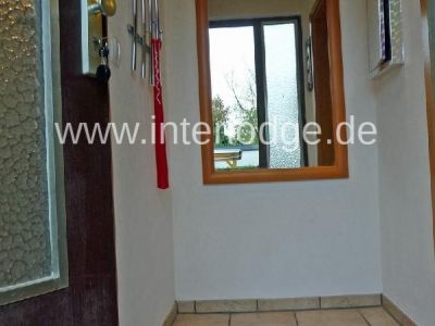 INTERLODGE helle, freundlich möblierte Wohnung mit Terrasse und Stellplatz in Köln-Höhenhaus