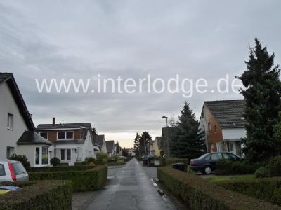 INTERLODGE helle, freundlich möblierte Wohnung mit Terrasse und Stellplatz in Köln-Höhenhaus