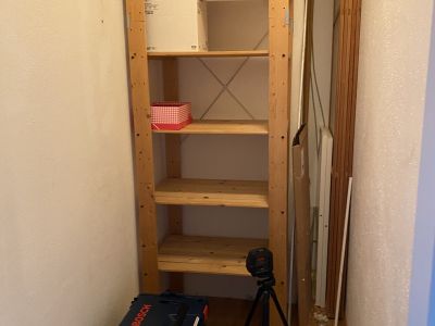 BEFRISTET & ATTRAKTIVER PREIS: Kernsanierte und helle 3-Zimmer Altbauwohnung in Schwabing-Freimann