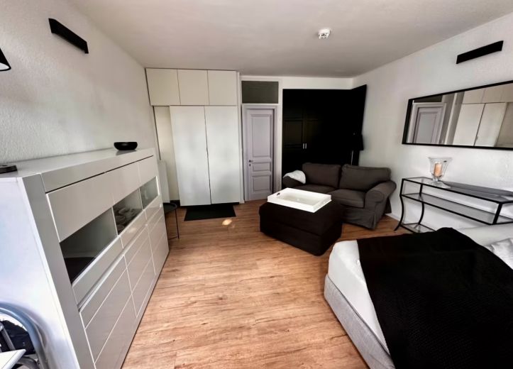 Stilvolle Wohnung auf Zeit in Hamburg-Nord am Flughafen