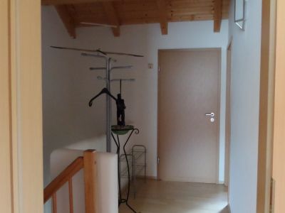 möbl. Zimmer m. Bad + Kochnische an Heimfahrer, Germering