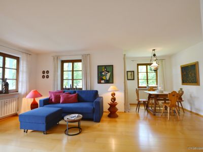 Möblierte 3-Zimmer-Wohnung mit Balkon in Aschau im Chiemgau
