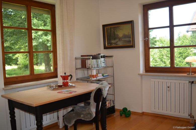 M&ouml;blierte 3-Zimmer-Wohnung mit Balkon in Aschau im Chiemgau