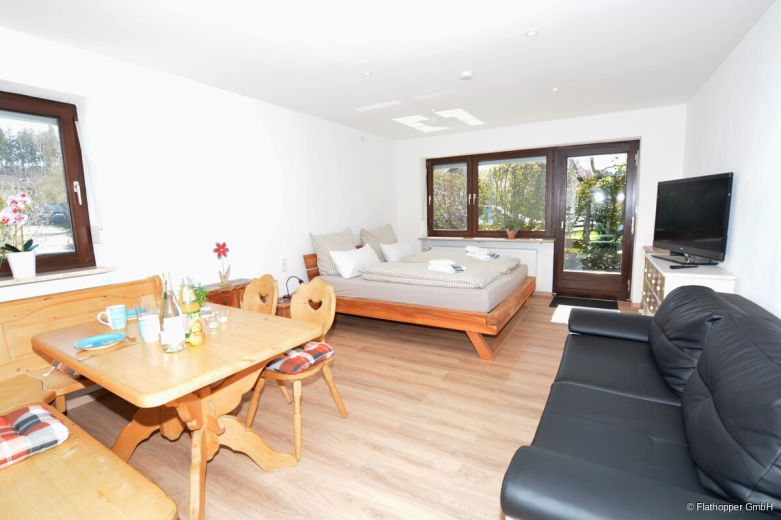 Möbliertes Apartment mit Terrasse in Grabenstätt