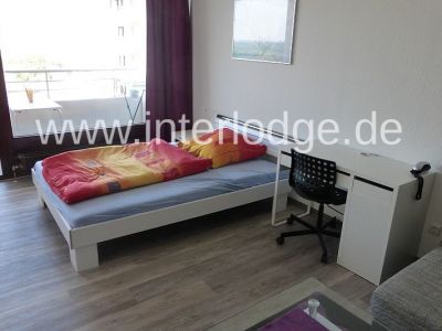 INTERLODGE Über den Dächern von Gelsenkirchen: Plaza-Residenz - Modernes Apartment im 13. Stock