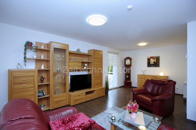 Hochwertig modern, Balkon, Internet, gute ruhige Lage, gute Anbindung