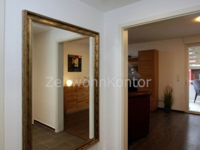 Hochwertig modern, Balkon, Internet, gute ruhige Lage, gute Anbindung