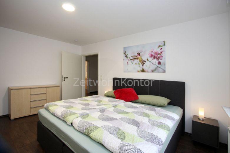 Hochwertig modern, Balkon, Internet, gute ruhige Lage, gute Anbindung