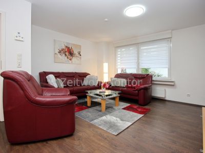 Hochwertig modern, Balkon, Internet, gute ruhige Lage, gute Anbindung