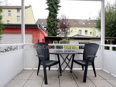 Hochwertig modern, Balkon, Internet, gute ruhige Lage, gute Anbindung
