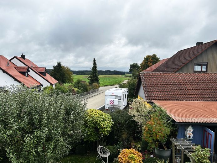 schöne grosse  3 Zimmer Wohnung voll möbliert in Böhmfeld 15 km von Ingolstadt/Audi