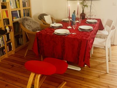 Ruhige, schöne Altbau-Wohnung (2 Zimmer) in Berlin-Tempelhof für 5 Monate (ab 1.11.2025) zu vermieten