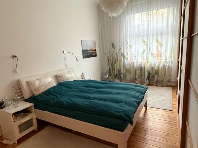 Ruhige, schöne Altbau-Wohnung (2 Zimmer) in Berlin-Tempelhof für 5 Monate (ab 1.11.2025) zu vermieten
