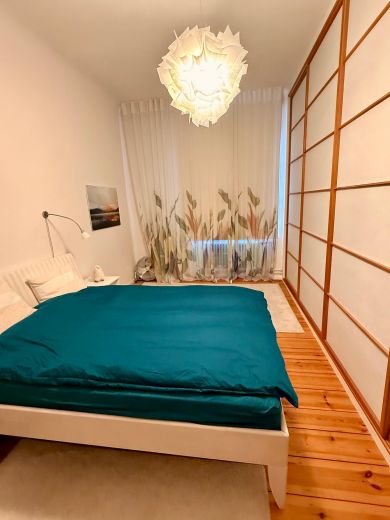 Ruhige, schöne Altbau-Wohnung (2 Zimmer) in Berlin-Tempelhof für 5 Monate (ab 1.11.2025) zu vermieten
