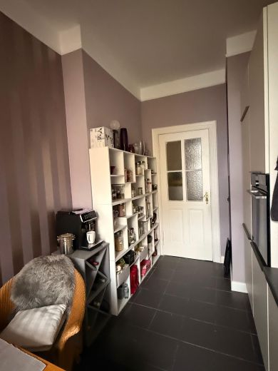 Ruhige, schöne Altbau-Wohnung (2 Zimmer) in Berlin-Tempelhof für 5 Monate (ab 1.11.2025) zu vermieten