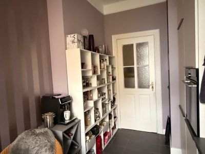 Ruhige, schöne Altbau-Wohnung (2 Zimmer) in Berlin-Tempelhof für 5 Monate (ab 1.11.2025) zu vermieten