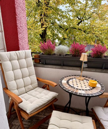 Ruhige, schöne Altbau-Wohnung (2 Zimmer) in Berlin-Tempelhof für 5 Monate (ab 1.11.2025) zu vermieten