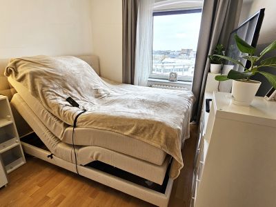 Möbliert & umfangreich ausgestattet, 3-Zimmer, 12m² Balkon, inkl. aller Kosten, Home Gym, 75" TV