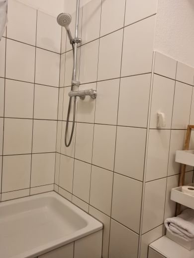 Möblierte 2 Zimmer Wohnung frei bis 16.11 und vom 24.11 bis 15.12.2025 und ab Januar 26