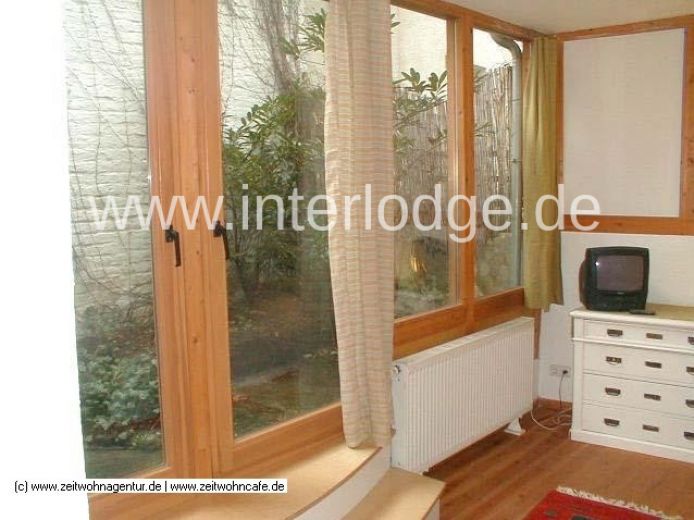 INTERLODGE: Helle, komplett möblierte Altbauwohnung in Köln Nippes