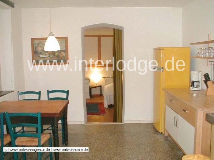 INTERLODGE: Helle, komplett möblierte Altbauwohnung in Köln Nippes