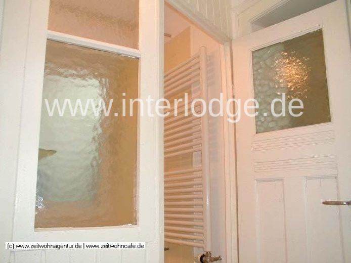 INTERLODGE: Helle, komplett möblierte Altbauwohnung in Köln Nippes